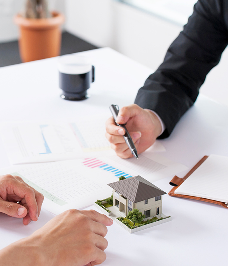 売却・買取・活用を比較しながら考えられる