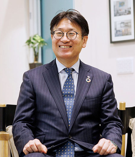 瀧波成嘉 / 代表取締役